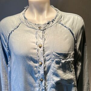 We the Free Women's Light Blue Button-Up Top